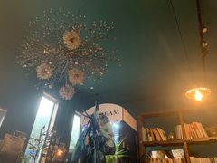-出走咖啡·面包(宋庄店)