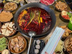 -黄潇洒老火锅(九眼桥宏济巷店)