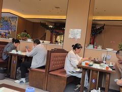 -梅利汴京烤鸭•开封豫菜地标店(东大街店)