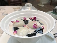 -燕庭·纯燕窝·甜品下午茶(南京西路店)