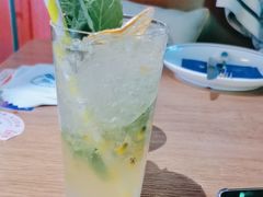 -Famous肥猫墨西哥音乐餐吧(五棵松华熙LIVE店)