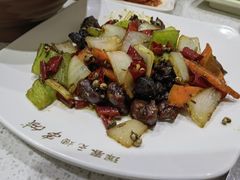 辣炒鸽杂-元坊珲春无烟串城(北海路店)