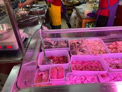 -周良天山牛杂城(天山路总店)