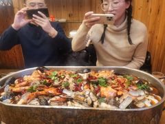 -老东镇啤酒屋海鲜加工·蒸汽海鲜·海鲜烧烤(台东店)
