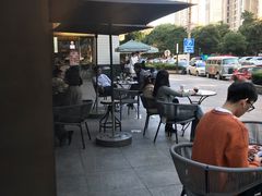 -星巴克臻选(南京艾尚天地店)