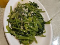 蒜泥空心菜-眷江南之小蓝鲸(王府大街店)