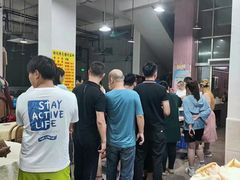 -标记美食新鲜猪杂(兴南大道店)