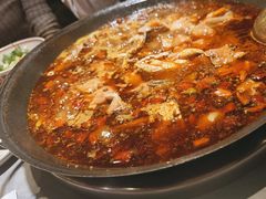 -吃城都·鱼蛙火锅(西玉龙街店)