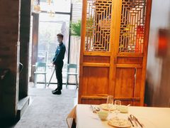 大堂-小河盐帮·私家菜·烤鸭(三元桥·霄云路店)
