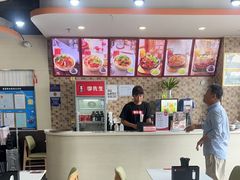 -李先生牛肉面大王(北京站售票厅餐厅)