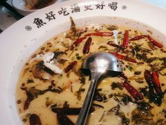 -江渔儿酸菜鱼(港湾1号店)