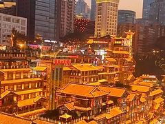 -八一路好吃街(雨田商务大厦店)