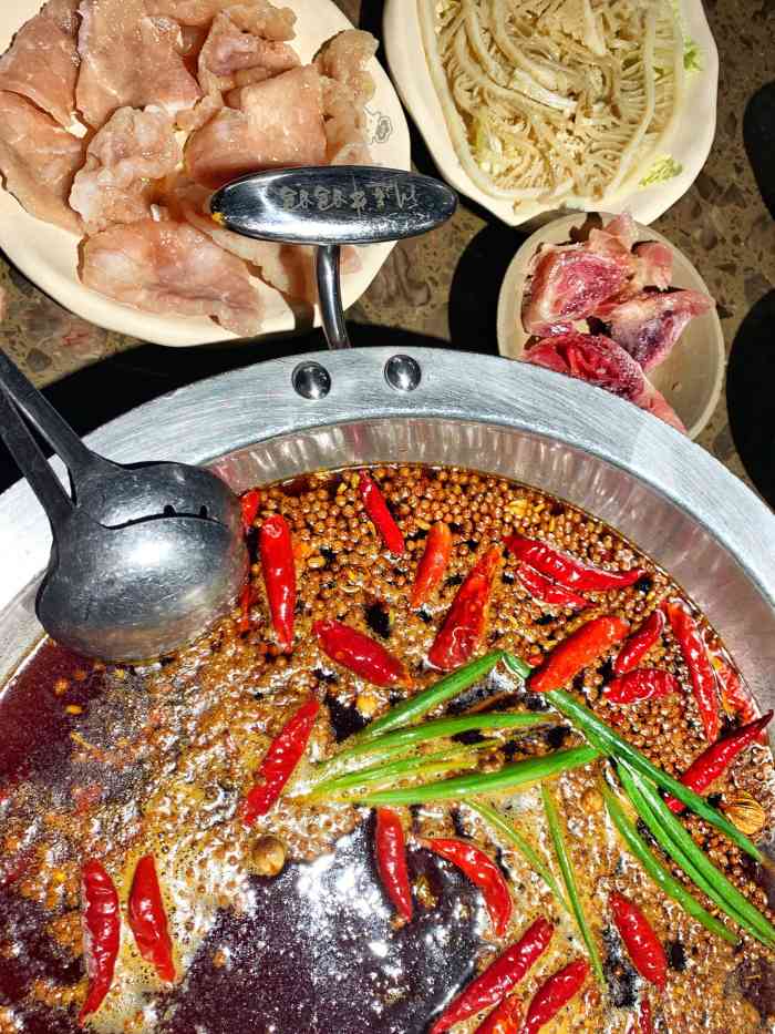 牛妈妈火锅(万达店)-"市井火锅的赶脚 99 坐在户外吃很舒服.