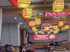 -阿婆情腊排骨火锅(金虹路店)