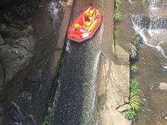 -藏龙百瀑漂流
