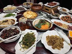 -蔼若春.传承三十年云南菜(金碧公园店)