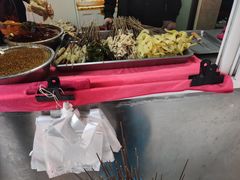 -老鼓楼麻辣烫夹馍