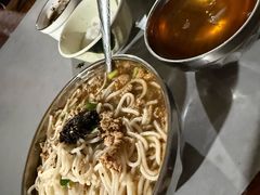 -正宗杨记普洱酸醋米线(总店)