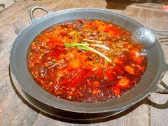 -旧街市鲜货老火锅(大光路店)