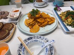 -三江源美食城