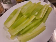 -胡须佬鸡煲四季火锅店(石厦西村直营店)