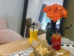 -小涵家蛋糕·咖啡(金山湖花园店)