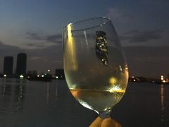 -喜洲吧·江畔老船厂·庭院餐厅(喜临院店)