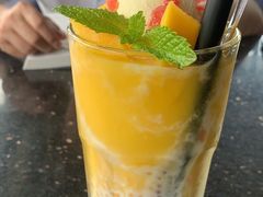 杨枝甘露冰淇淋饮品-两岸咖啡(东川路店)