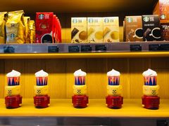 -星巴克臻选(华堂·新辰汇店)