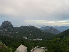 -黄山光明顶山庄