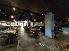 大堂-Carbon莫卡哆·意大利复古集市餐厅(杭州大厦店)