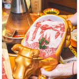 不出广州吃北京铜锅涮肉，一口一片停不下来