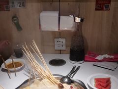 -佰人王串串香火锅(洋珠巷店)