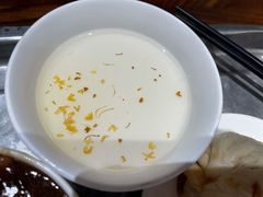 自制杏仁豆腐-姚记炒肝店(簋街店)