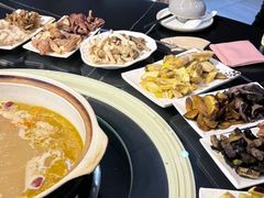 -野菌皇海景野生菌火锅(滨海大道店)
