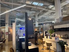 -百安居装修建材卖场(泰然店)