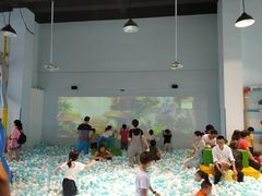 -蒙特利亲子乐园