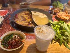 -赵美丽·重庆社区火锅·直营店(火车东站·中豪国际店)