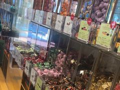 -VENCHI 闻绮(上海佛罗伦萨小镇店)