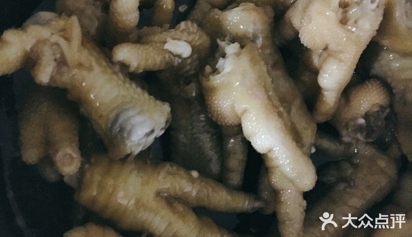 酸酸辣辣过口瘾，煲剧必备的鸡脚