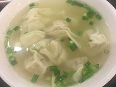 虾肉小馄饨-王家沙点心店(南京西路总店)