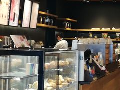 -星巴克(杭州西湖银泰1F店)