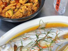 -丹水桥地锅鱼·翘嘴鲌·地方特色全鱼宴(丹江口大坝店)
