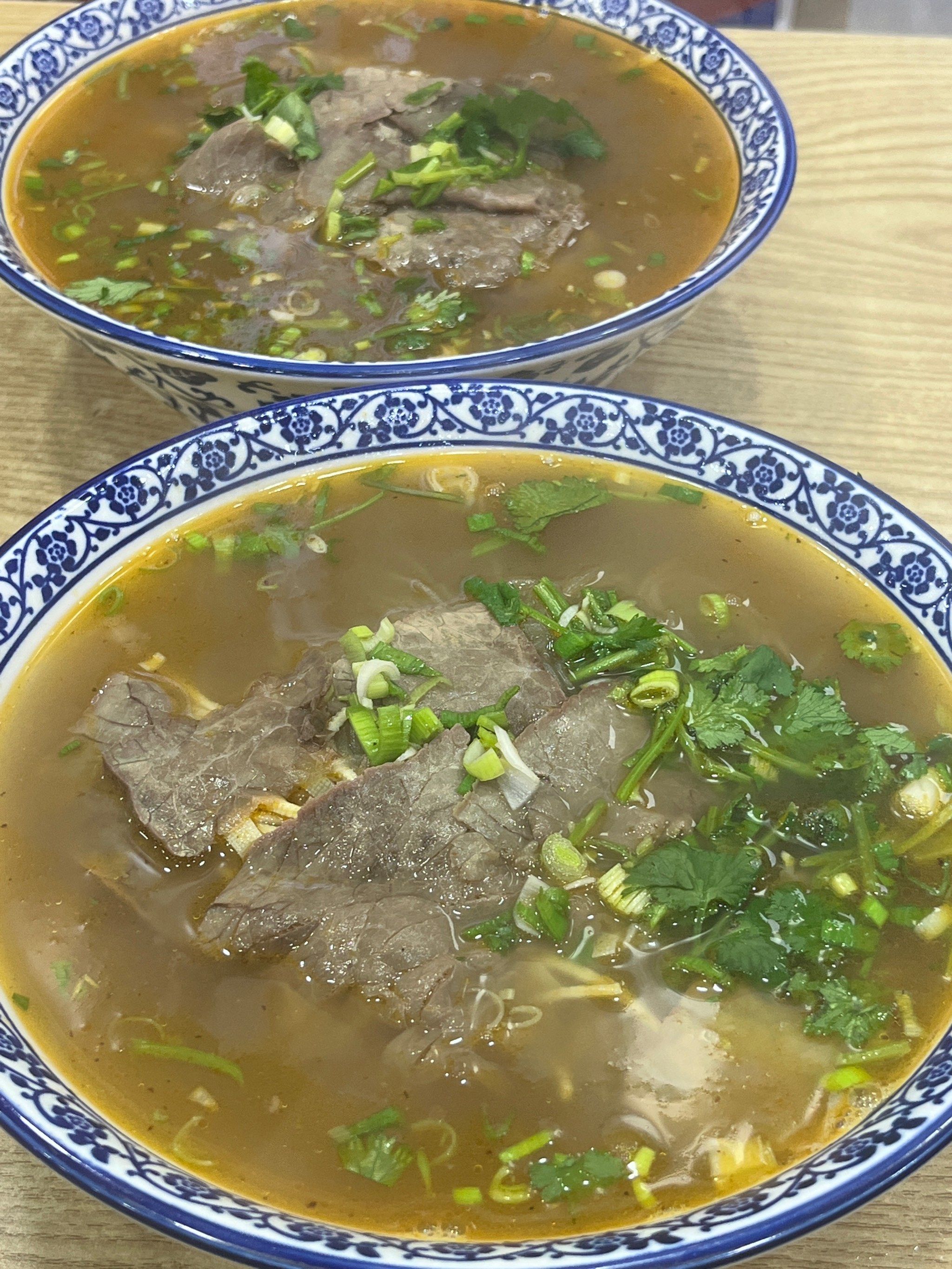 地铁站旁的淮南牛肉汤!