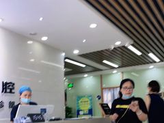 -茂菊口腔连锁(浦东南路店)