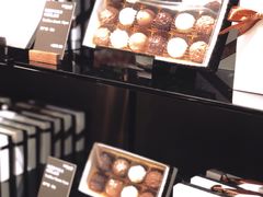 -Laderach 莱德拉(上海环贸iapm店)