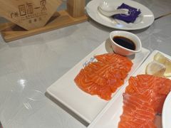 -四海一家自助餐(益田假日广场店)