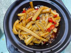-昱龙大盆牛蛙馆(三兴街总店)