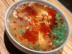 -亮亮面馆(经六路店)