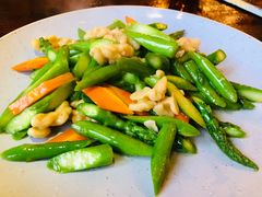 -春天里餐厅·云南创意菜特色美食(束河店)